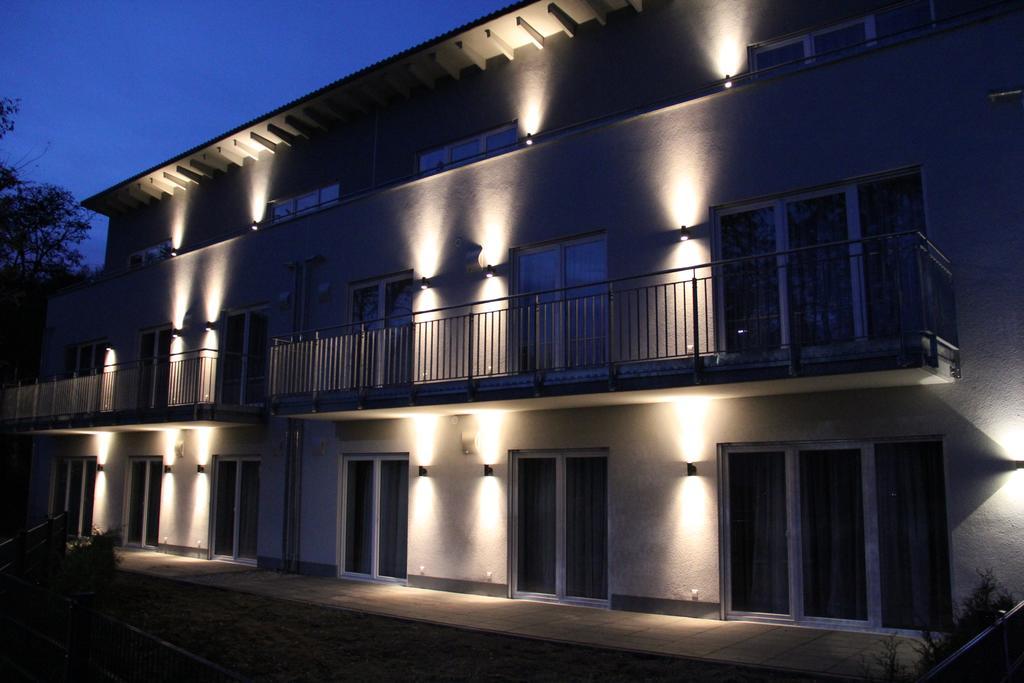 Отель Victoria Living Jockgrim Экстерьер фото
