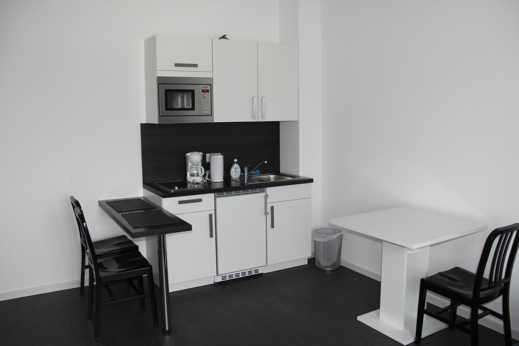 Отель Victoria Living Jockgrim Экстерьер фото
