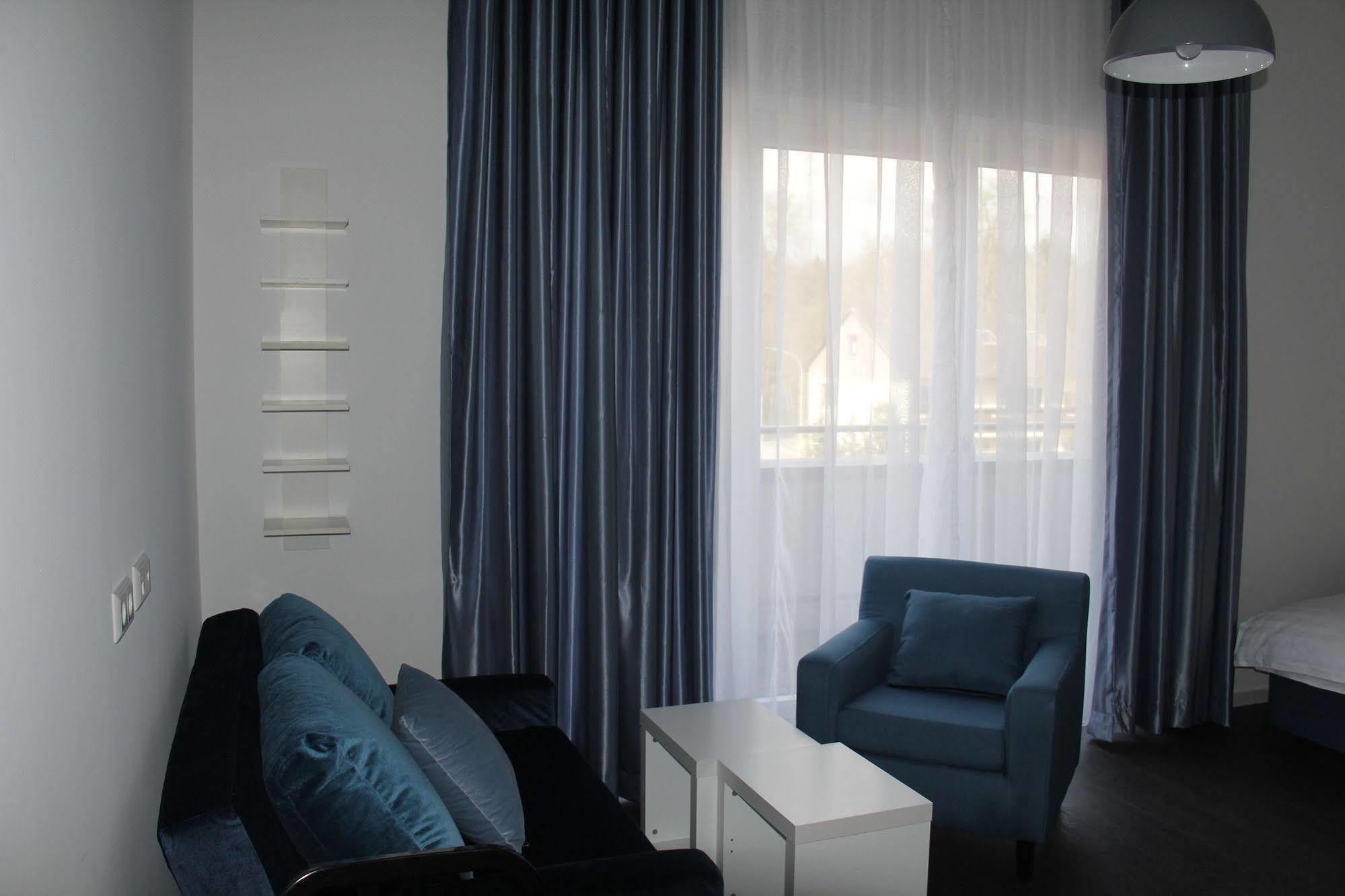 Отель Victoria Living Jockgrim Экстерьер фото